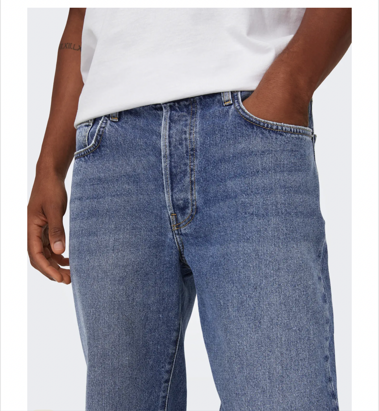 ONS- Fade Loose Denim Jean