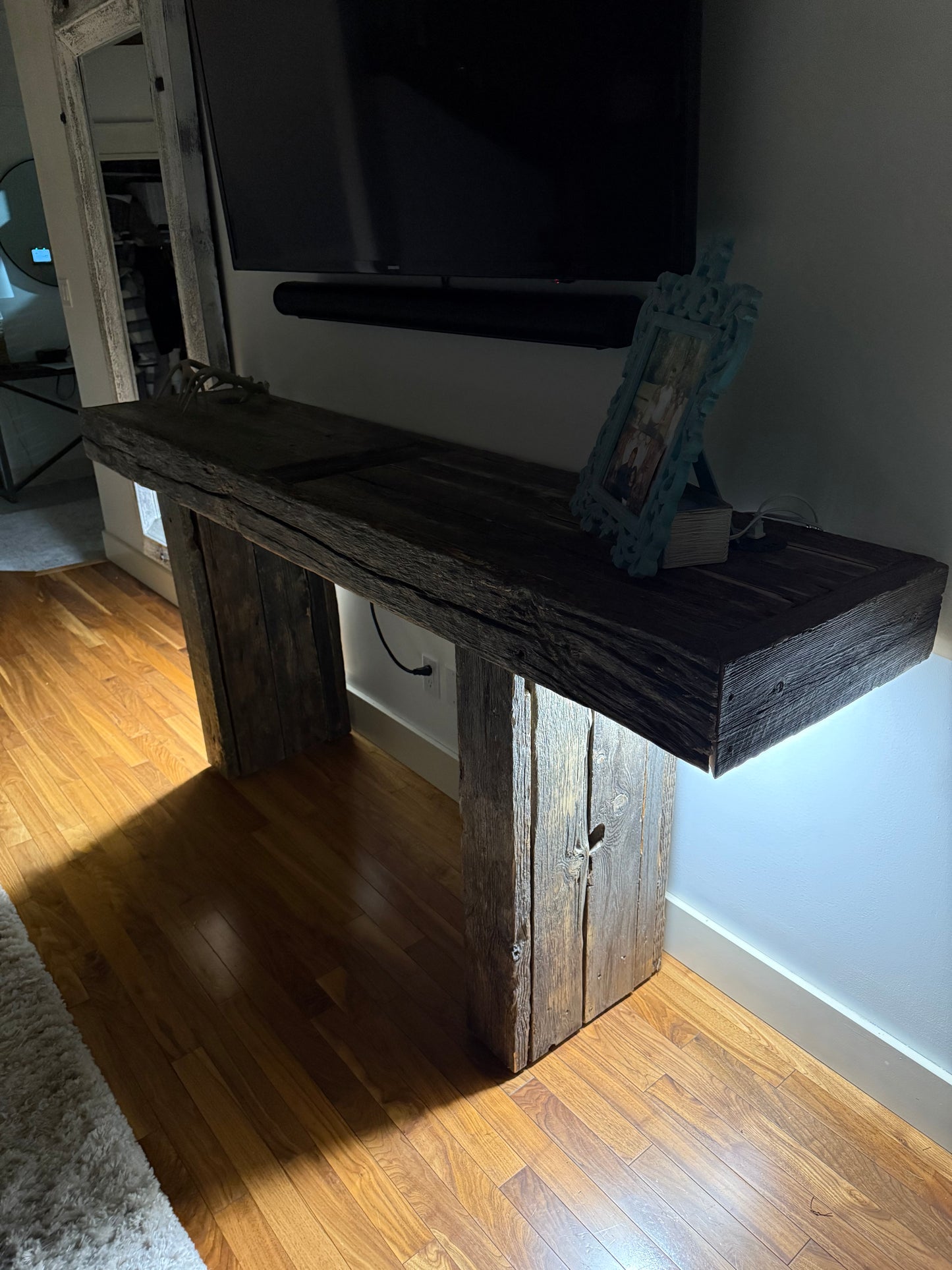 The Elmsford Table
