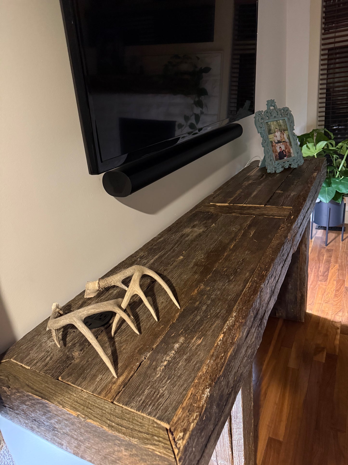 The Elmsford Table