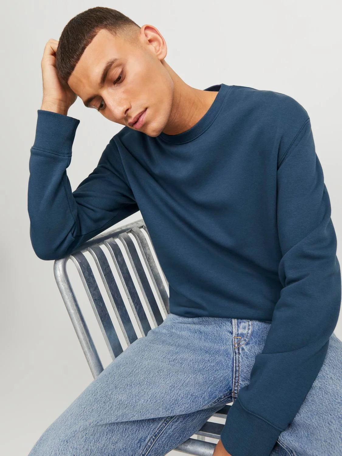 Star Basic Crewneck Sweater