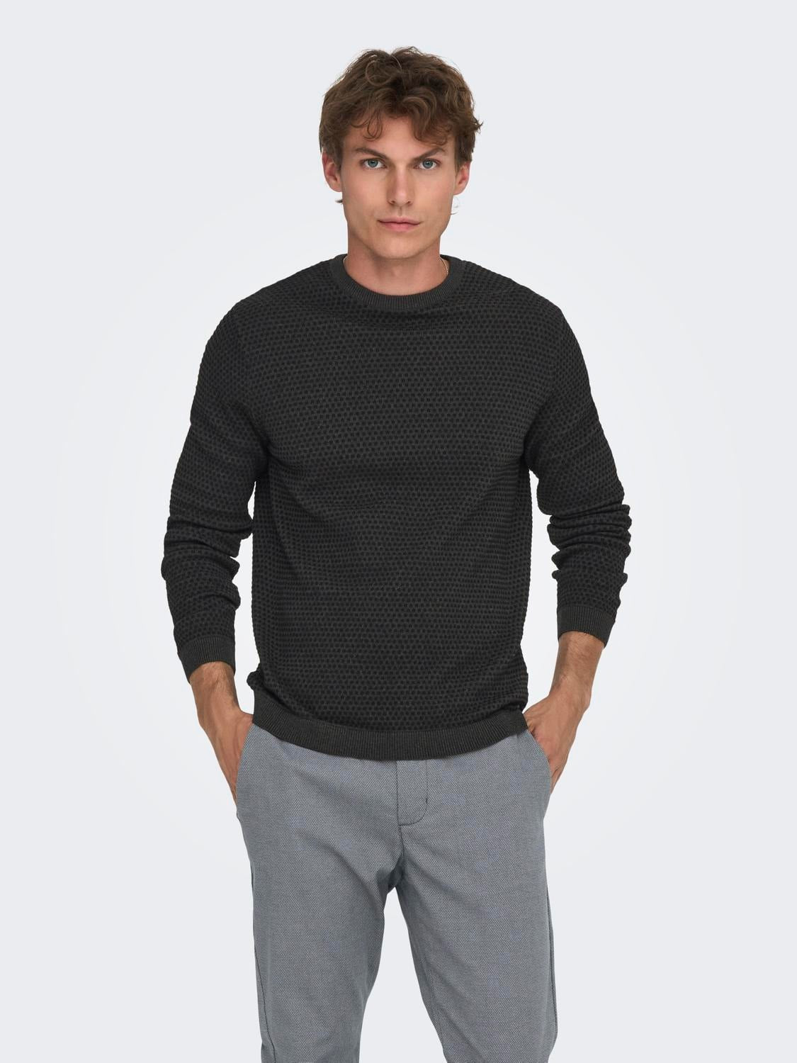 Tapa Crew Knit Sweater