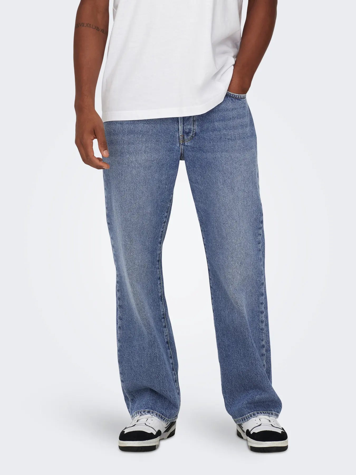 ONS- Fade Loose Denim Jean