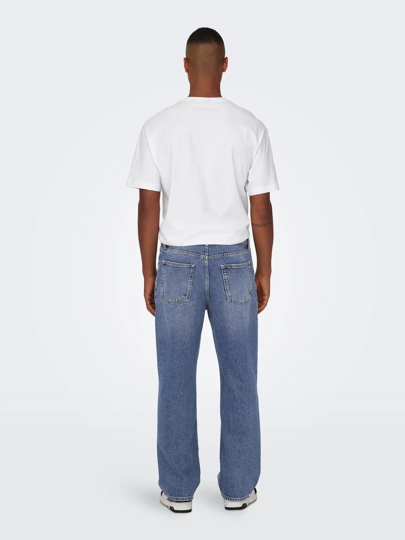 ONS- Fade Loose Denim Jean