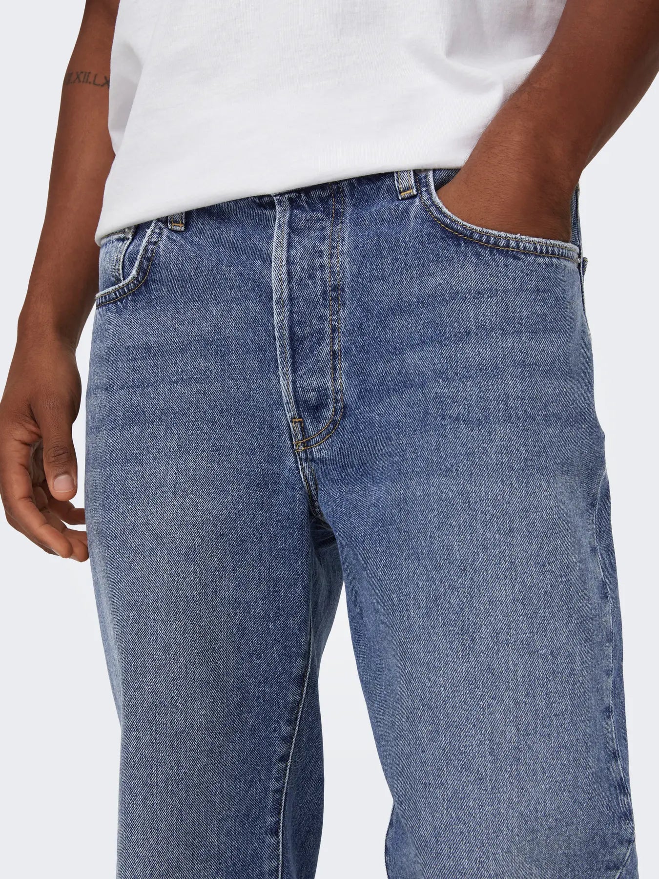 ONS- Fade Loose Denim Jean